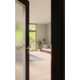 CloseUp-Milieuansicht von GARANT Zimmertür 0901-60 Black Resopal mit Lichtausschnitt LA-DIN Sprosse SP0