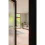 CloseUp-Milieuansicht von GARANT Zimmertür 0901-60 Black Resopal mit Lichtausschnitt LA-2 Sprosse SP0