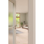 CloseUp-Milieuansicht von GARANT Zimmertür D354-60 Designer White Resopal mit Lichtausschnitt LA-2 Sprosse SP0