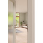 CloseUp-Milieuansicht von GARANT Zimmertür D354-60 Designer White Resopal mit Lichtausschnitt LA-3