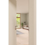 CloseUp-Milieuansicht von GARANT Zimmertür 0105-60 Pearl White CPL mit Lichtausschnitt LA-4 bandseitig