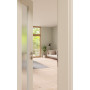 CloseUp-Milieuansicht von GARANT Zimmertür 0105-60 Pearl White CPL mit Lichtausschnitt LA-4 schlossseitig