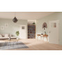 Main-Milieuansicht der vor der Wand laufenden GARANT Schiebetür 0105-60 Pearl White CePaL mit Lichtausschnitt LA-9