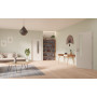 Main-Milieuansicht der in der Wand laufenden GARANT Schiebetür 0160-60 Silver Grey CePaL mit Lichtausschnitt LA-5 schlossseitig