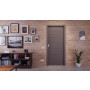 Front-Milieuansicht der in der Wand laufenden HÖRMANN Schiebetür Groove 11 Staubgrau RAL 7037 Lack DesignLine
