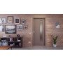 Front-Milieuansicht der in der Wand laufenden LEBO Schiebetür Cotton Like Taupe Versio mit Lichtausschnitt LA 24 bandseitig