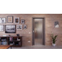 Front-Milieuansicht der in der Wand laufenden HÖRMANN Schiebetür Rail 1 Staubgrau RAL 7037 Duradecor DesignLine