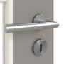 Detailansicht der Oberfläche von GARANT Zimmertür U12115SD Platingrau GHK08 mit Lichtausschnitt LA-DIN Sprosse SP0