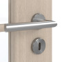 Detailansicht der Oberfläche von GARANT Zimmertür Authentic Akazie GCK08 mit Lichtausschnitt LA-2 Sprosse SP0