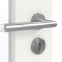 Detailansicht der Oberfläche von GARANT Zimmertür Weißlack 9016 CPL mit Lichtausschnitt LA-2 Sprosse SP10