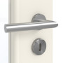 Detailansicht der Oberfläche von GARANT Zimmertür Weißlack 9010 mit Lichtausschnitt LA-2 Sprosse SP4