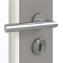 Detailansicht der Oberfläche von GARANT Zimmertür U12115SD Platingrau GHK08 mit Lichtausschnitt LA-2 Sprosse SP4