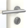 Detailansicht der Oberfläche von GARANT Zimmertür U11026SD Kristallweiß GHK08 mit Lichtausschnitt LA-3 Sprosse SP1
