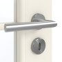 Detailansicht der Oberfläche von GARANT Zimmertür Weißlack 9010 mit Lichtausschnitt LA-3 Sprosse SP10