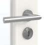 Detailansicht der Oberfläche von GARANT Zimmertür Weißlack 9016 CPL mit Lichtausschnitt LA-3 Sprosse SP2