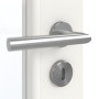 Detailansicht der Oberfläche von GARANT Zimmertür Weißlack 9016 CPL mit Lichtausschnitt LA-3 Sprosse SP4