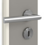 Detailansicht der Oberfläche von GARANT Zimmertür U12115SD Platingrau GHK08 mit Lichtausschnitt LA-6 Sprosse SP2
