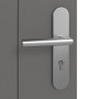 Detailansicht der Oberfläche von HÖRMANN Wohnungseingangstür Groove 20 Staubgrau RAL 7037 Lack DesignLine