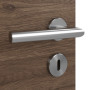 Detailansicht der Oberfläche von HÖRMANN Innentür Pure 1 Alpineiche quer Duradecor DesignLine mit Lichtausschnitt mittig