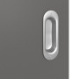Detailansicht der Oberfläche von HÖRMANN Schiebetür Groove 15 Staubgrau RAL 7037 Lack DesignLine mit Lichtausschnitt LA 24 bandseitig