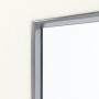 Detailansicht des Lichtausschnitts von GARANT Feuchtraumtür W1000ST3 Premium Weiß GHK08 mit Lichtausschnitt LA-9